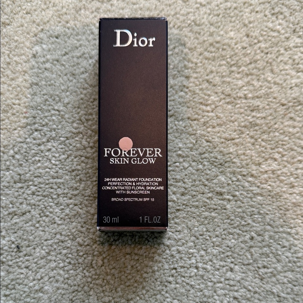 Dior Forever Skin Glow Foundation — 3CR Cook Rosy/Glow